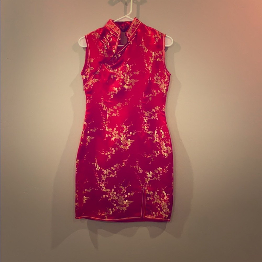 Women’s Red Oriental Print mini dress